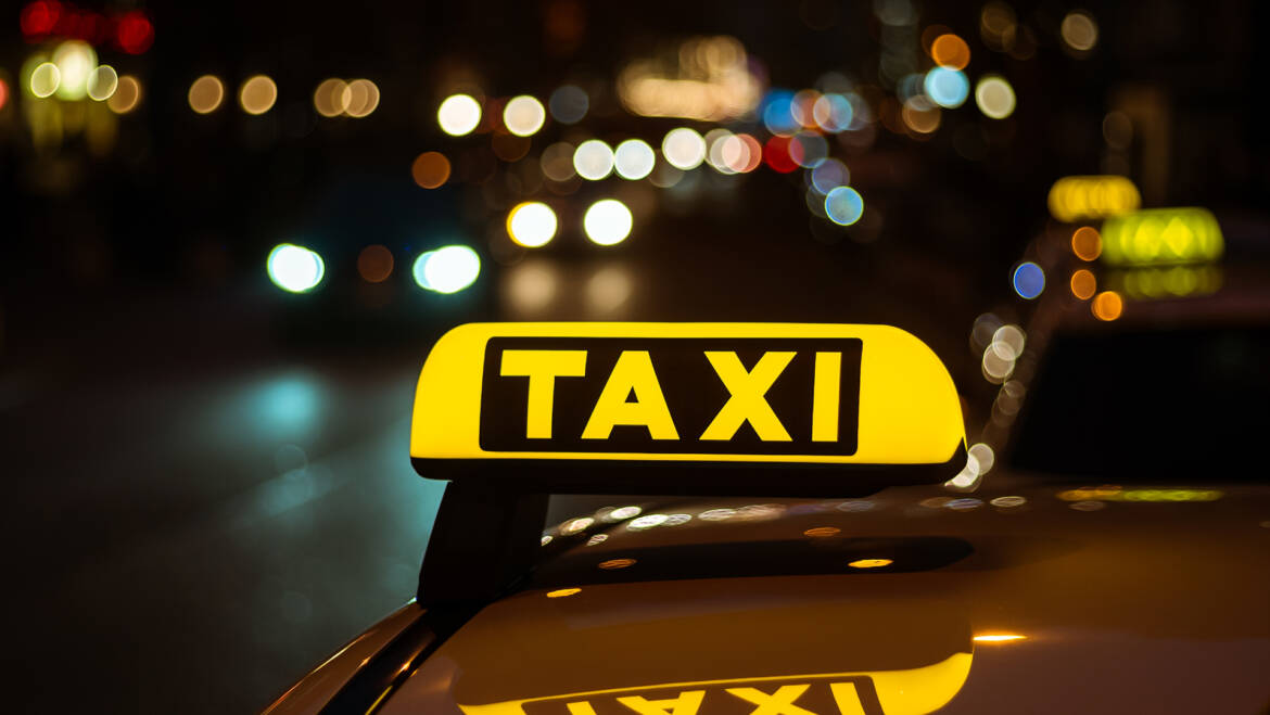 Affordable Taxis in Camberley for Commute & Travel