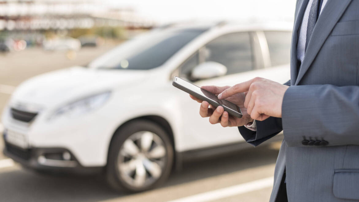 How to Book a Hassle-Free Taxi from Camberley to Stansted Airport