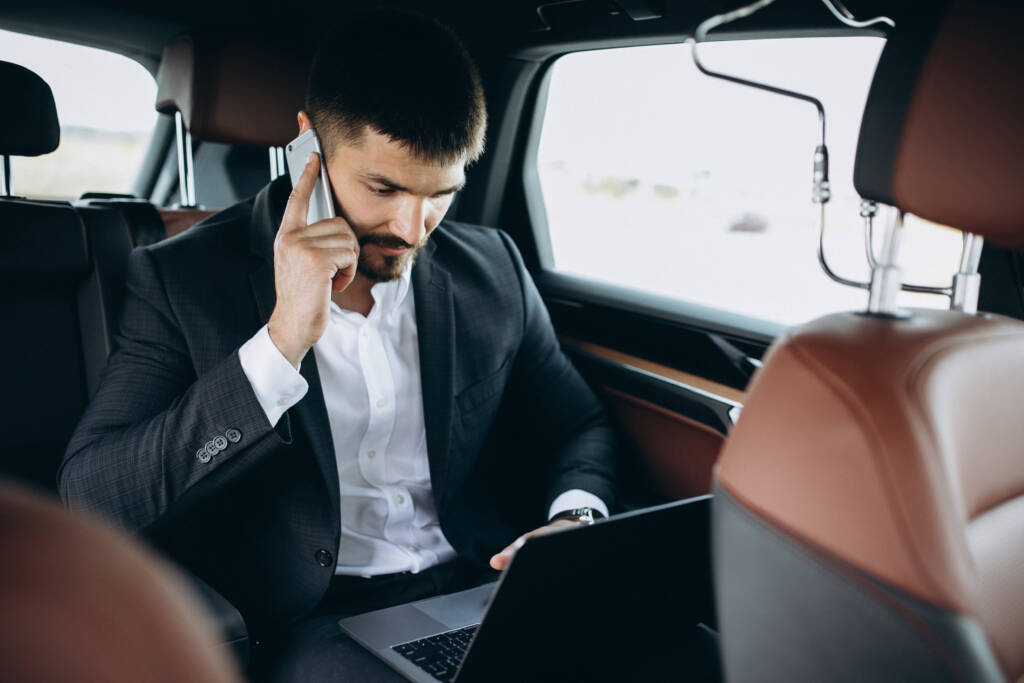Executive Taxi Camberley to Stansted Airport Transfers